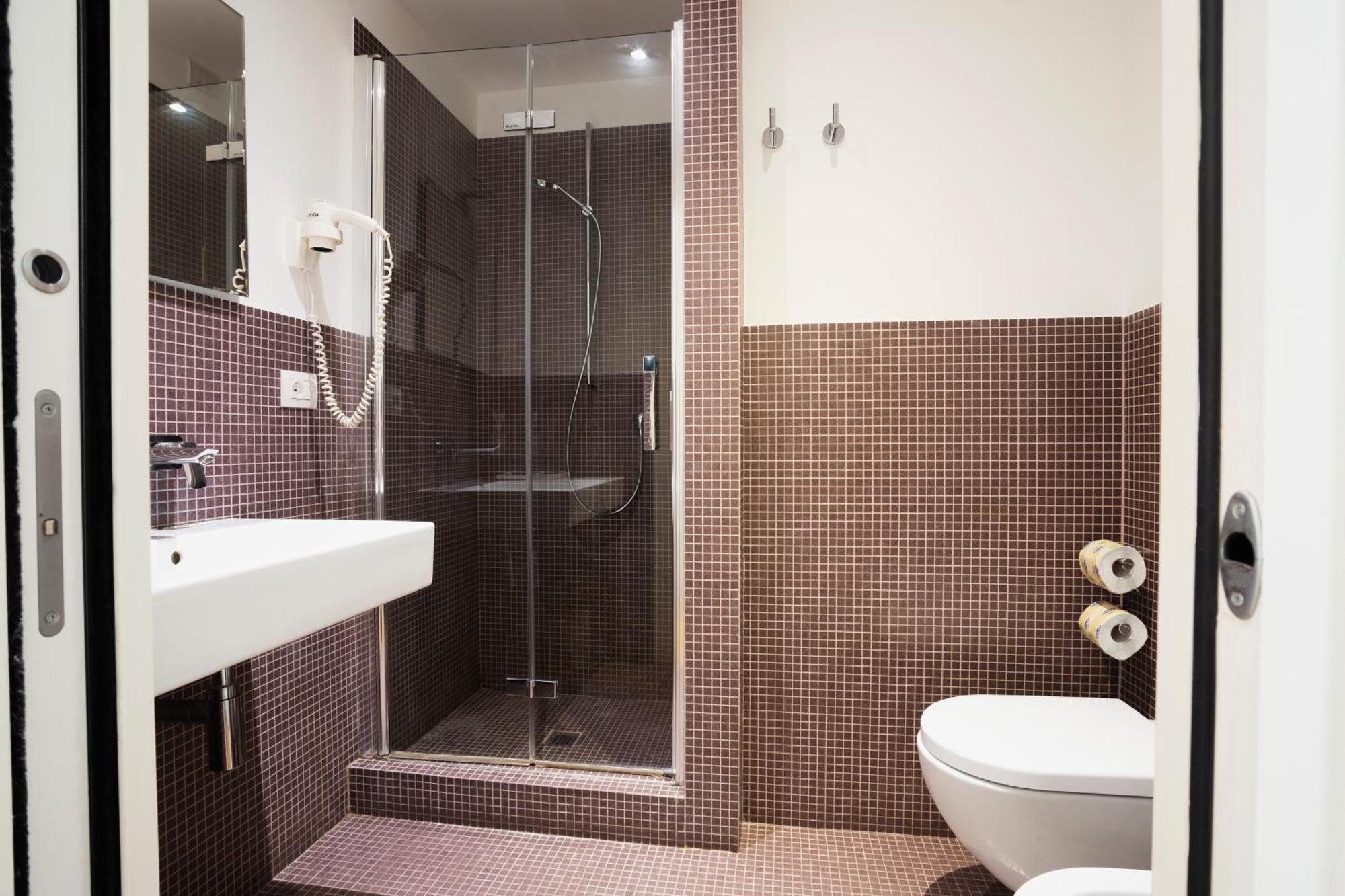 History Suite Essence Rome Exterior photo
