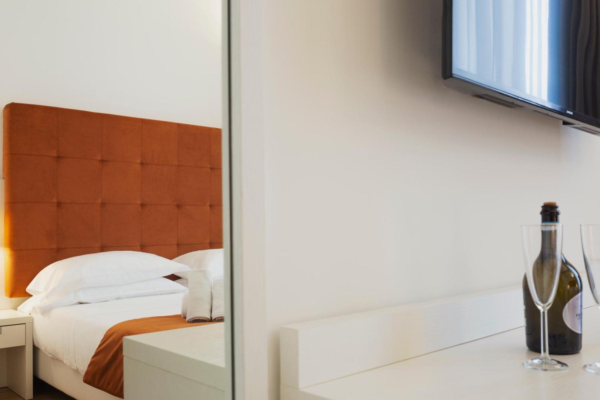 History Suite Essence Rome Exterior photo